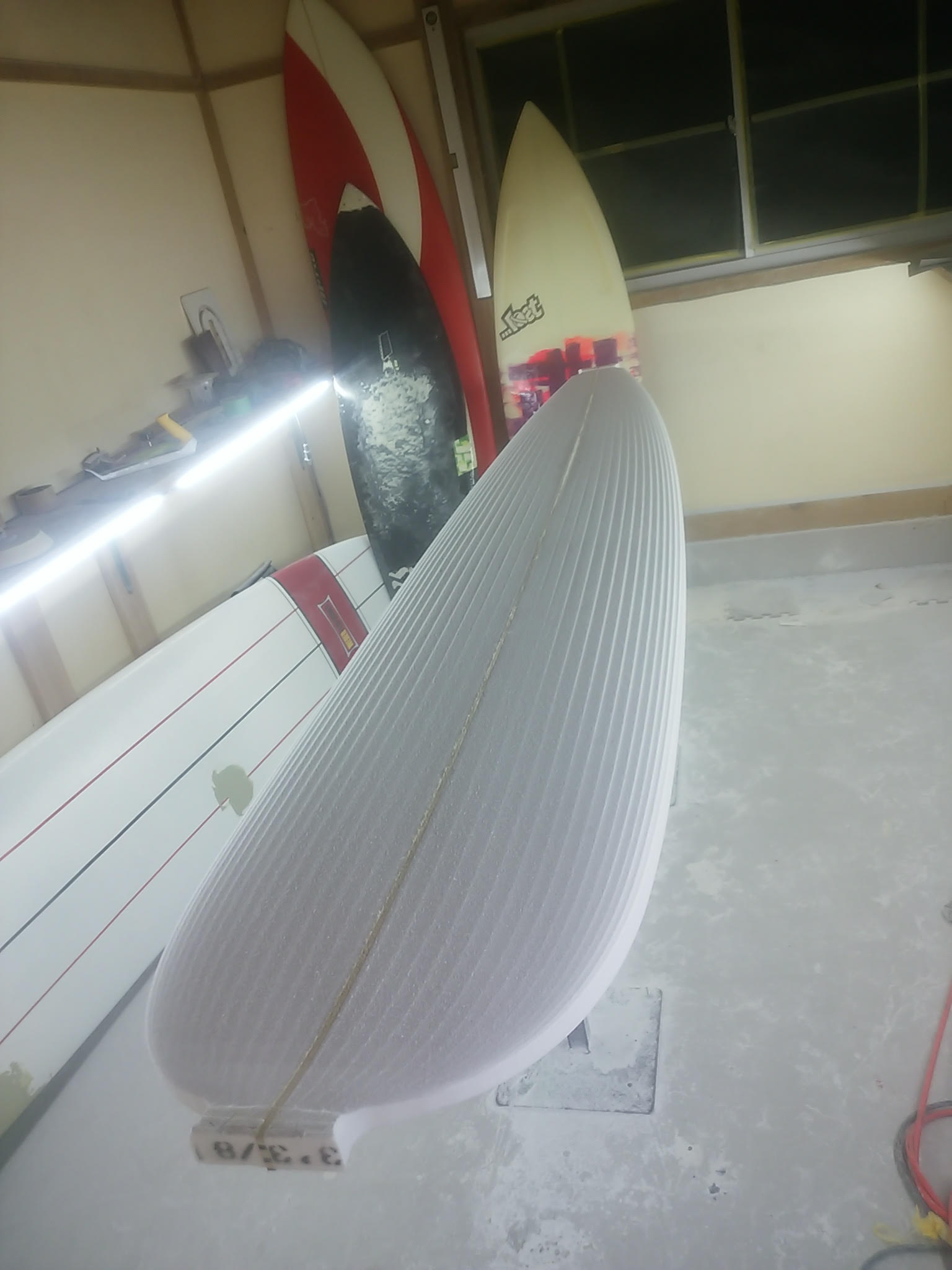Eps素材のロングボード 特徴と性能 おすすめ２本 Taisei Custom Surfboards