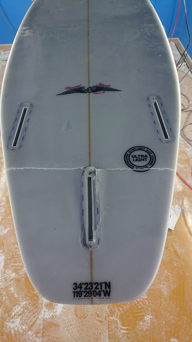 サーフボード テール折れの修理と補強 | Taisei custom surfboards
